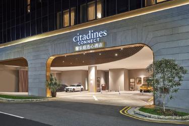 Citadines Connectの文字と車寄せ