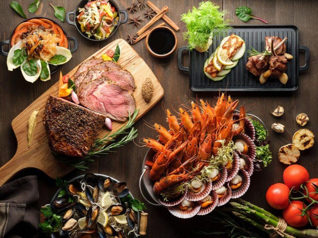 レストランのお食事の様子