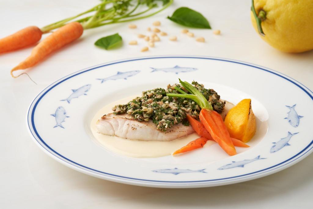 レストランのお食事の様子