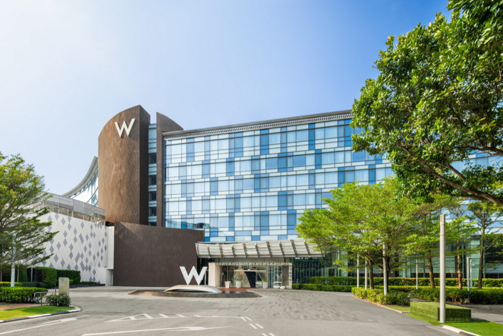 客室のベッド周りの様子