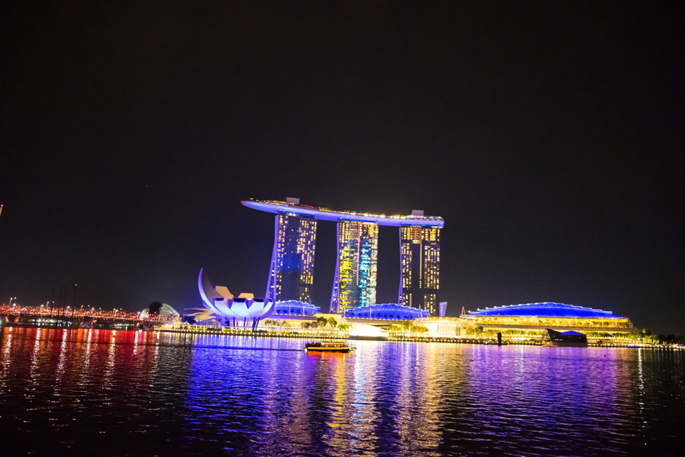 マーライオンとマリーナベイサンズの美しい定番夜景写真を撮った 写真メインのシンガポール旅行記ブログ