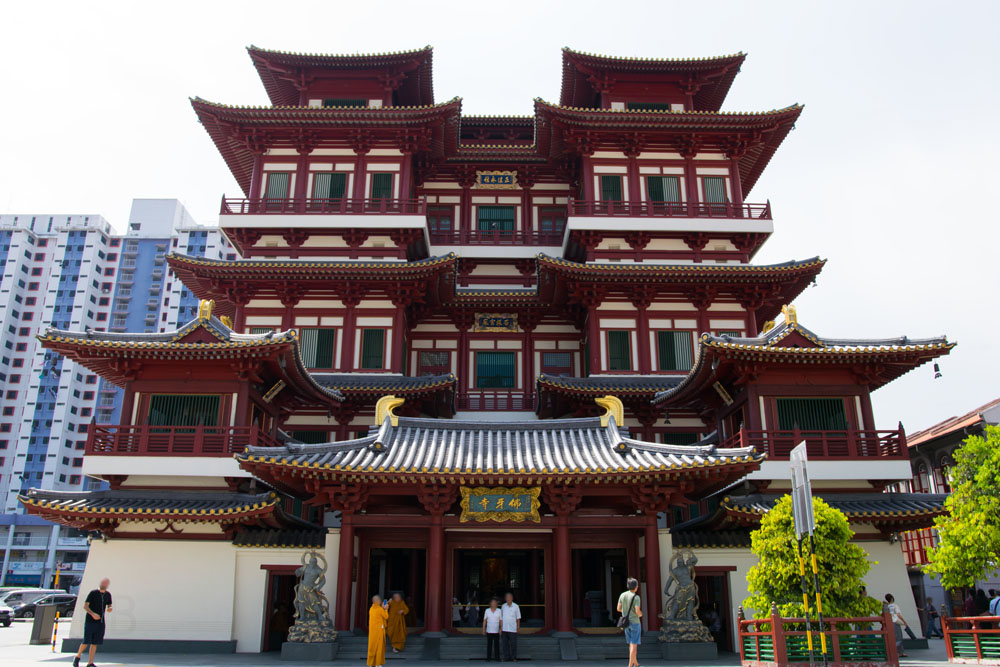 チャイナタウンに佇む巨大なお寺のシンガポール佛牙寺龍華院博物館