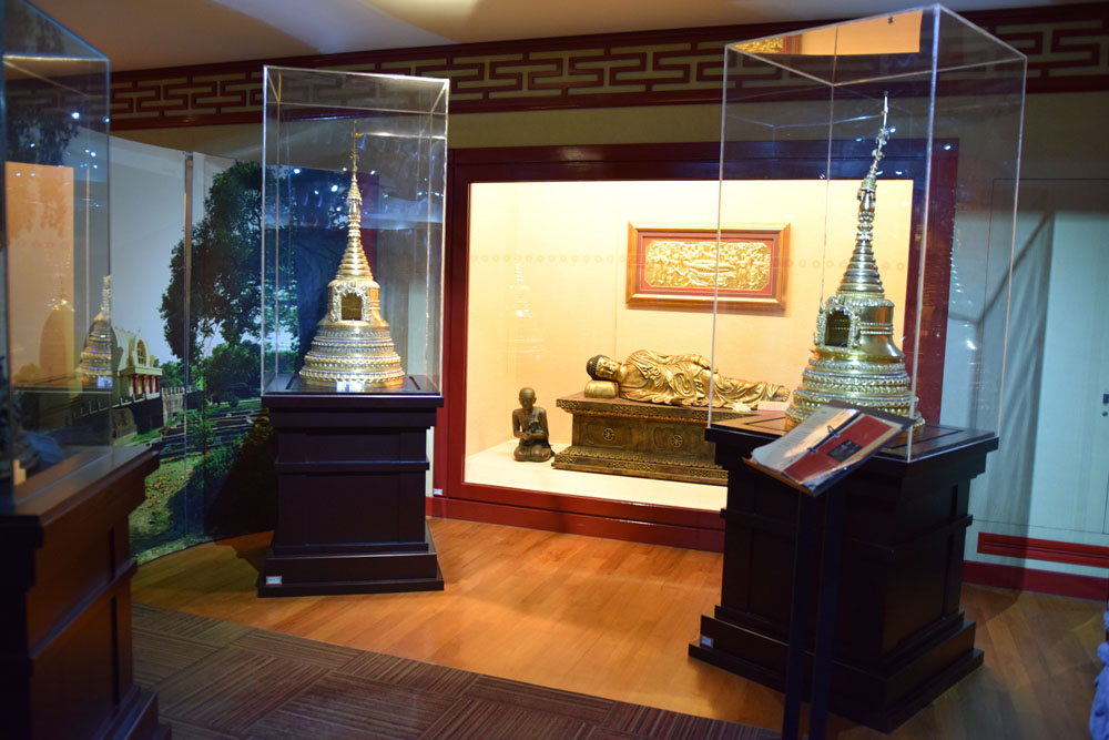 シンガポール佛牙寺龍華院博物館の本格的な展示物