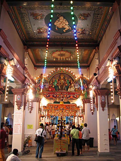 スリ マリアマン寺院(Sri Mariamman Temple)の内部