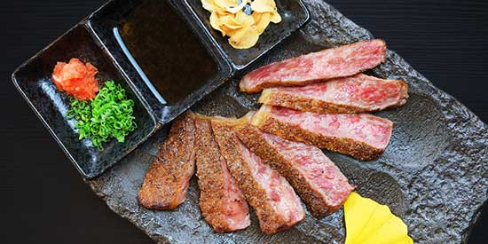 Sen of JapanのA5栃木和牛ステーキ(Japanese A5 Wagyu Steak)：98ドル